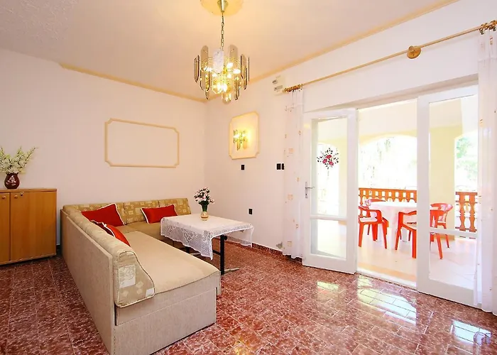 Daisy 2 By Interhome Apartament *