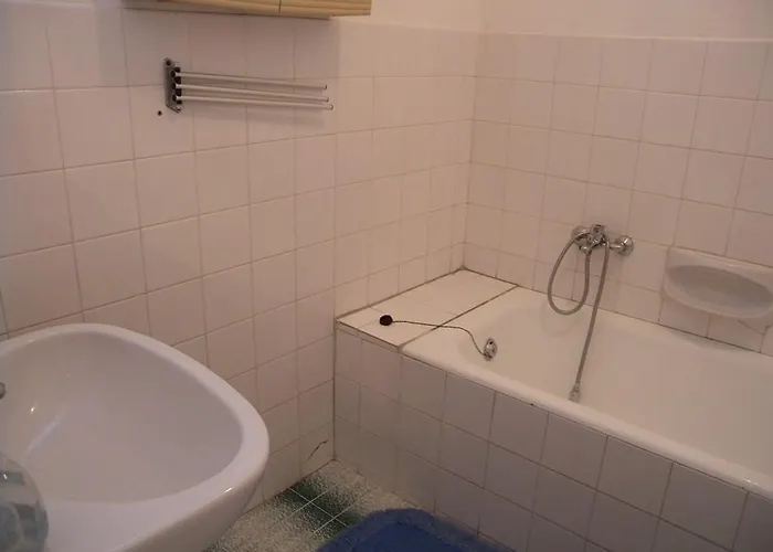 Daisy 2 By Interhome Apartament